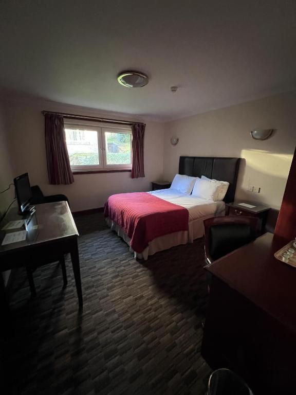 Lochway Hotel ดัมบาร์ตัน ภายนอก รูปภาพ